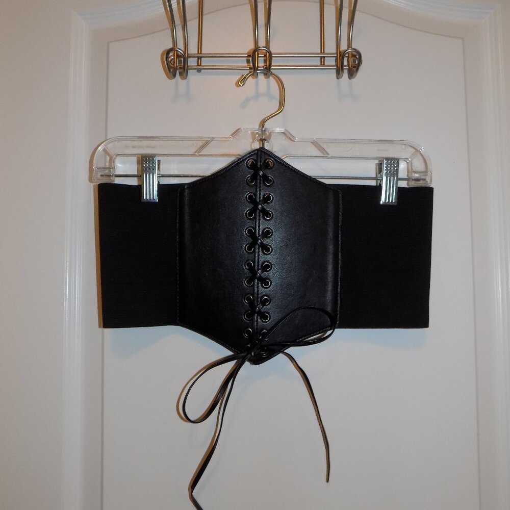 VENUS Laced Faux Leather Corset Belt Stretchy Elastic S/M Costume Victoria's 90s